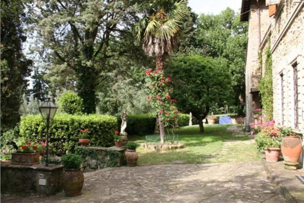 Casa La Torre Un Castello Alle Porte Di Firenze Apartamento *