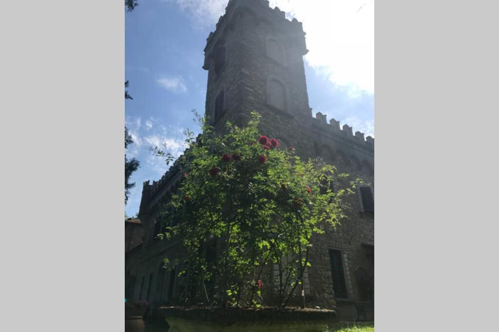 Casa La Torre Un Castello Alle Porte Di Firenze Florencia