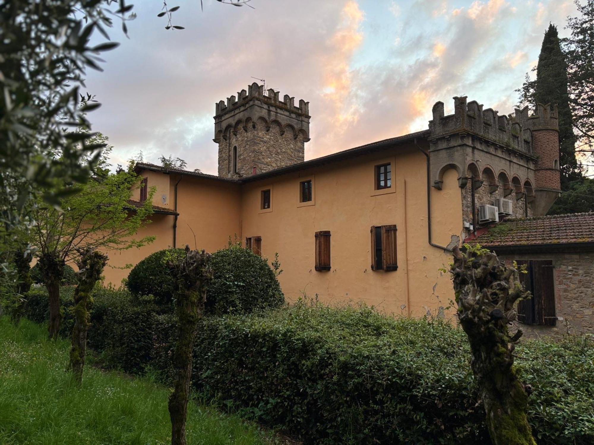 Apartamento Casa La Torre Un Castello Alle Porte Di